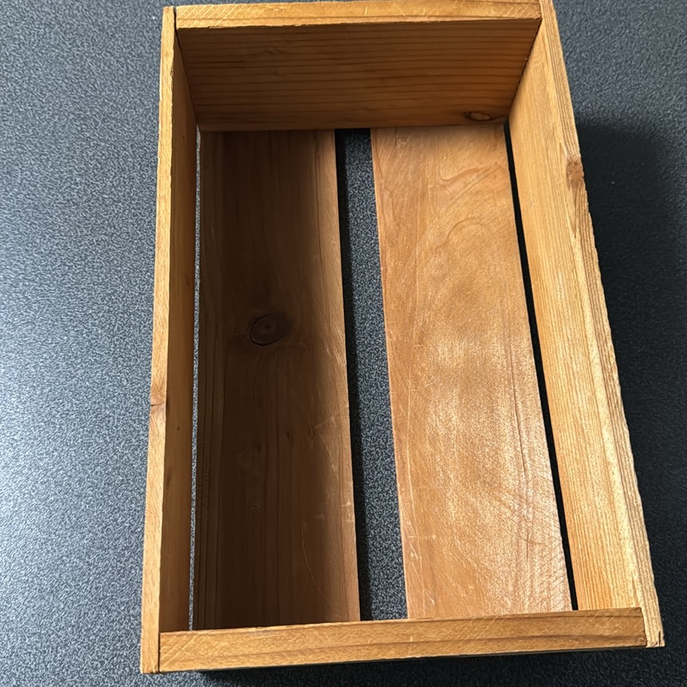 Disney Mickey wooden crate - Picture 8 of 11